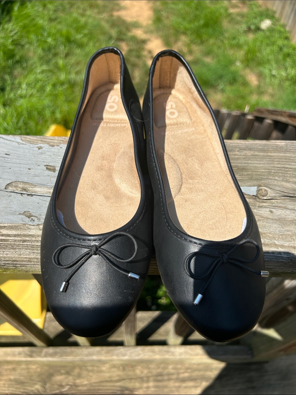 SO Women's Black Bow Ballet Flats
